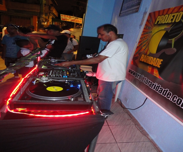 DJ Carlão
